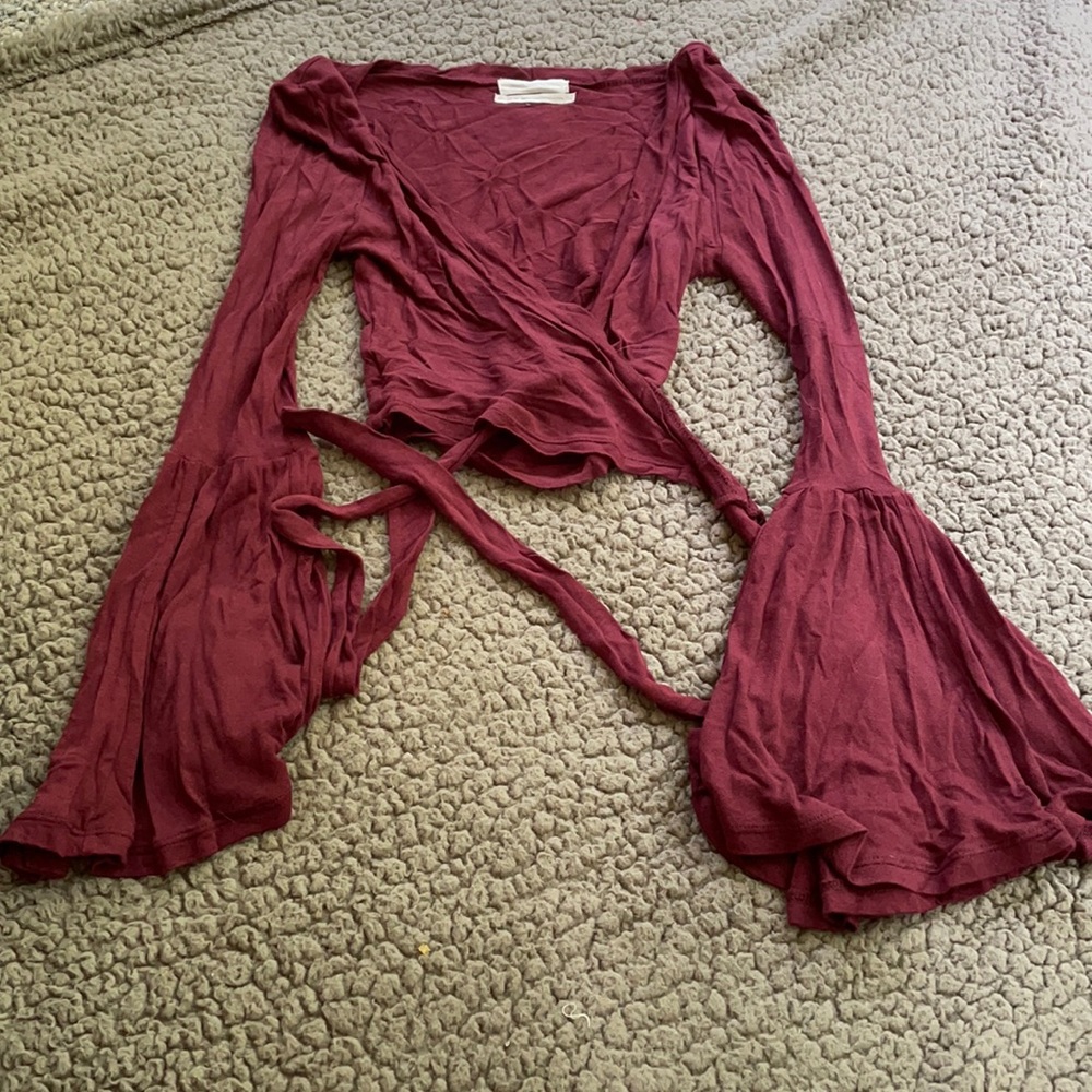 Urban Outfitter’s women’s wrap crop top